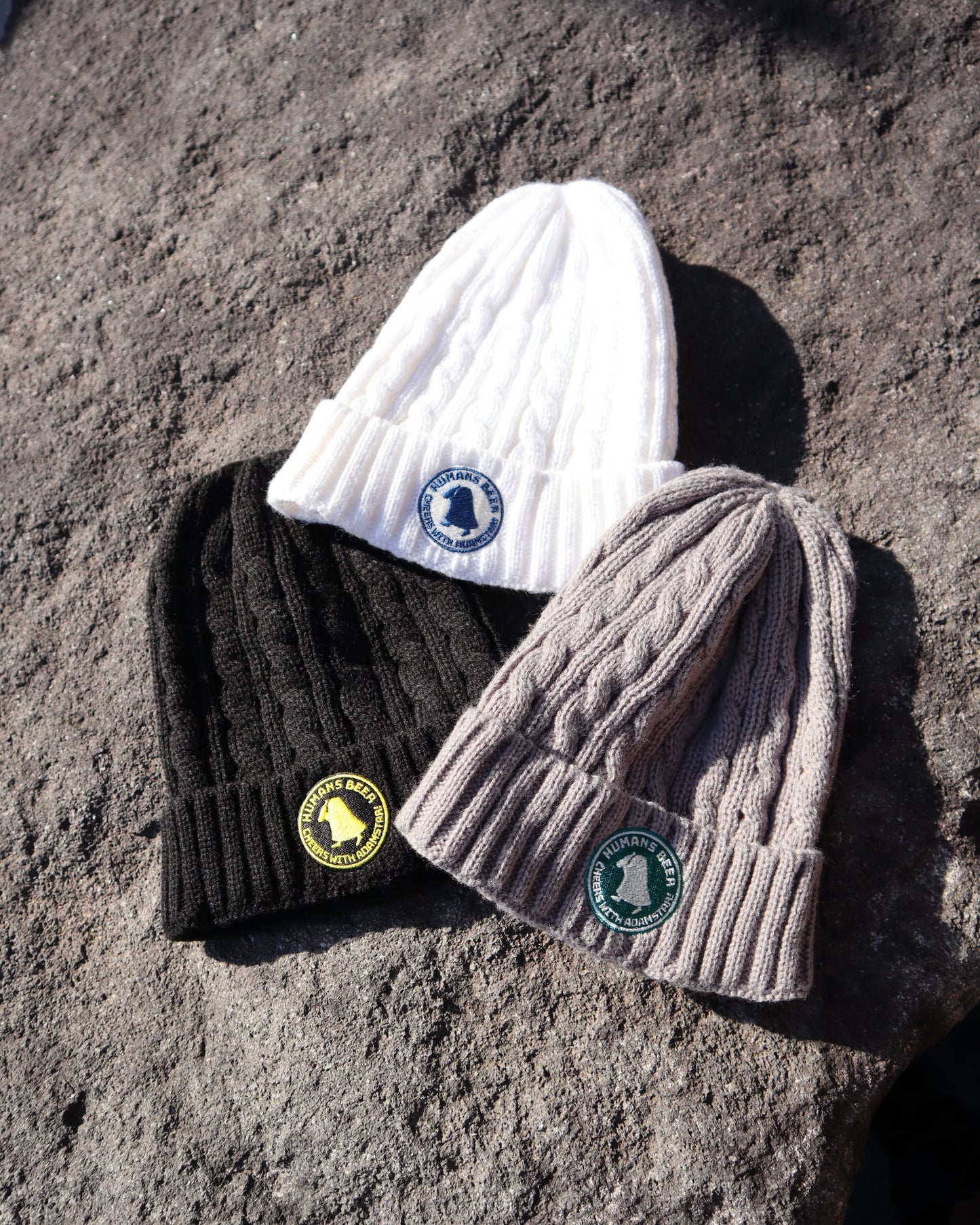 Embroidery Logo Knit Cap /